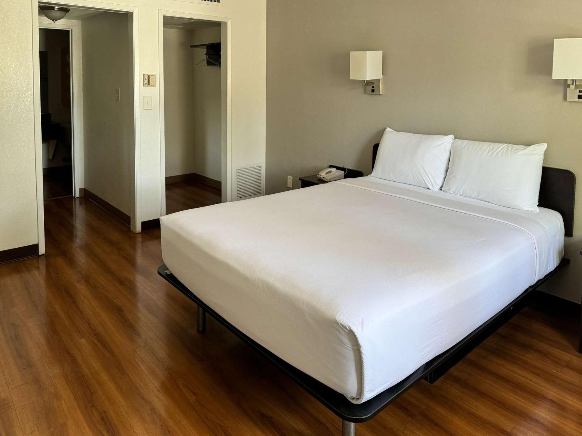 Motel 6-Pomona, Ca - Los Angeles Esterno foto