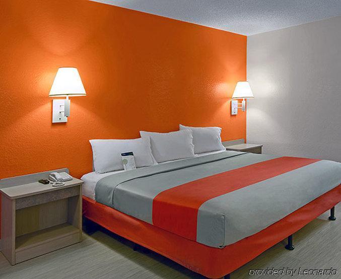 Motel 6-Pomona, Ca - Los Angeles Esterno foto
