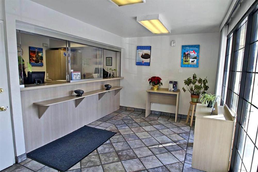 Motel 6-Pomona, Ca - Los Angeles Interno foto