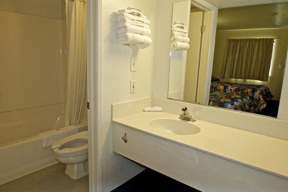 Motel 6-Pomona, Ca - Los Angeles Esterno foto